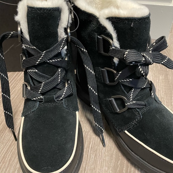 SOLD OUT Sorel Ladies Black Tivoli lV Boots Size 9 - Picture 6 of 11